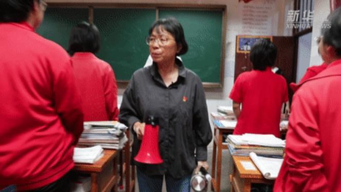 新澳800图库最新版本和张桂梅将第15次送考与张桂梅连续11年送考从未缺席
